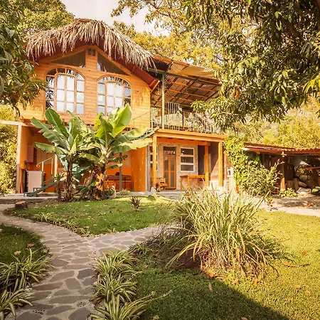 Lake Front Cabin At Los Elementos